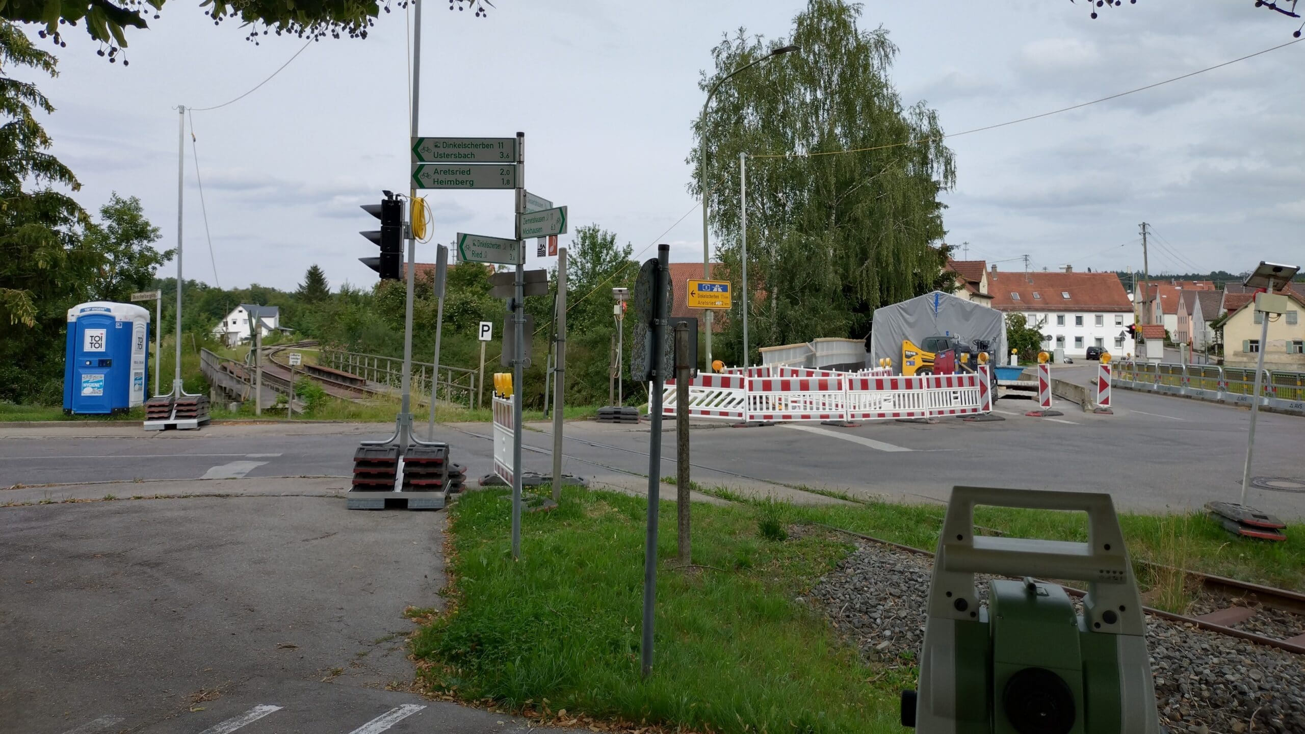 Surveying services for road construction and civil works